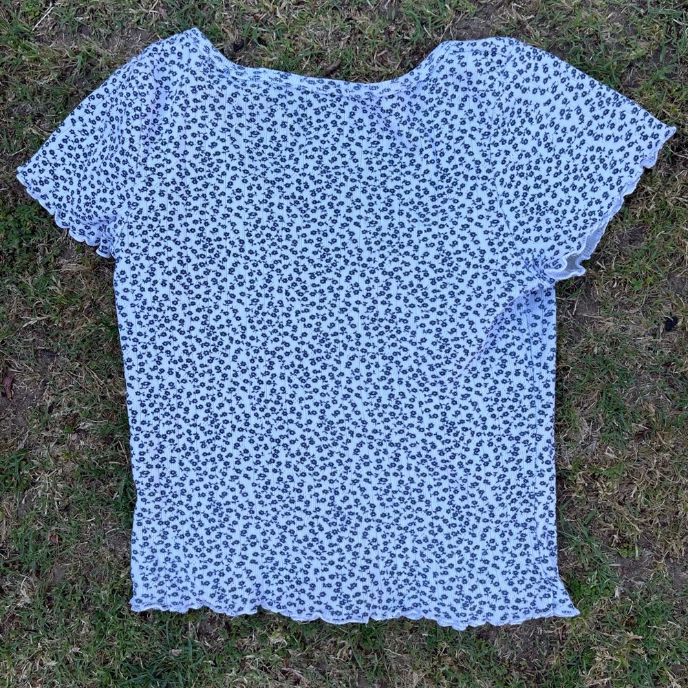 Brandy Melville top - Picture 2 of 2